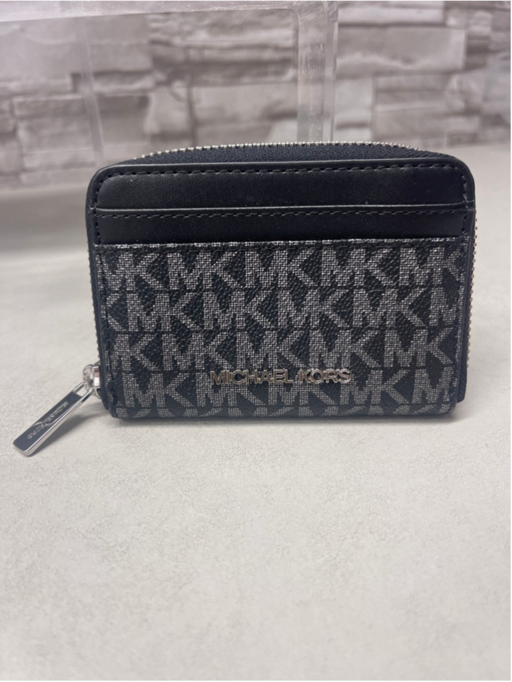 Michael Kors XS Carryall Tote & Matching Wallet Set Black/Silver 
Metallic - Picture 11 of 13